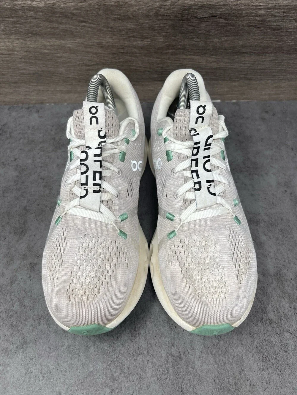 On Cloudsurfer Size 8.5 Womens Pearl Ivory CloudTec Phase Road Running Shoes